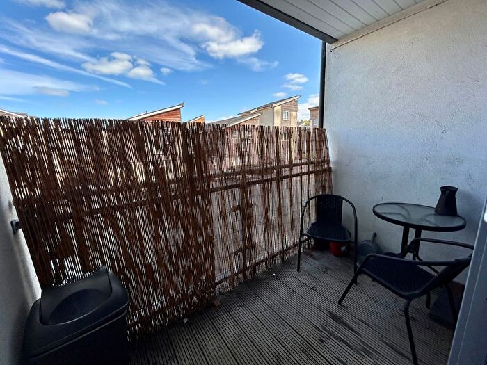 1 Bedroom Flat To Rent In Phoebe Road, Swansea, SA1