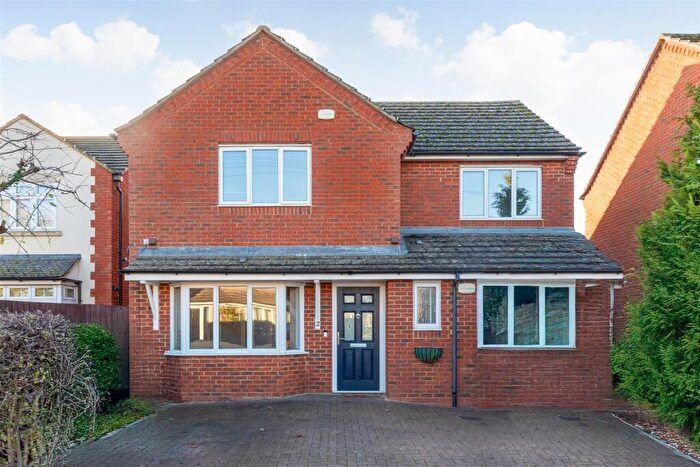 4 Bedroom Detached House To Rent In Astwick Road, Stotfold, Hitchin, SG5
