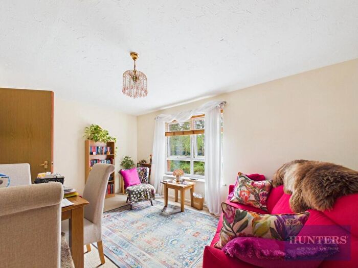 1 Bedroom Flat To Rent In Leckhampton Place, Leckhampton, Cheltenham, GL53