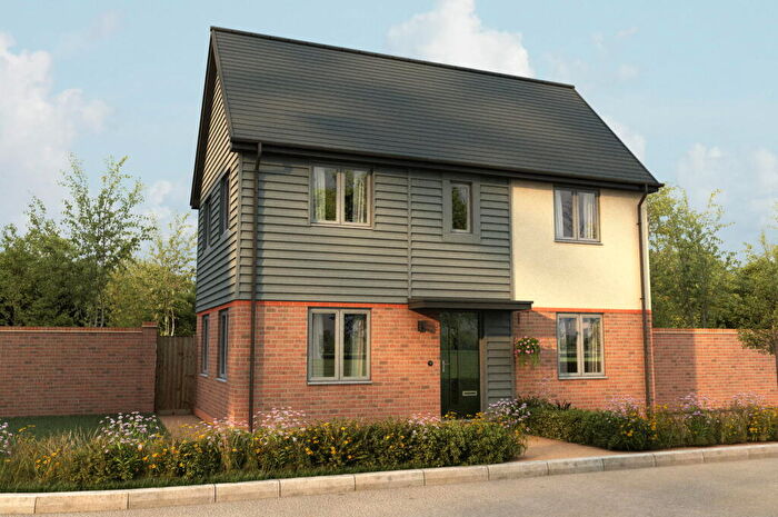 3 Bedroom Detached House For Sale In Lower Lodge Avenue Rugby, CV21