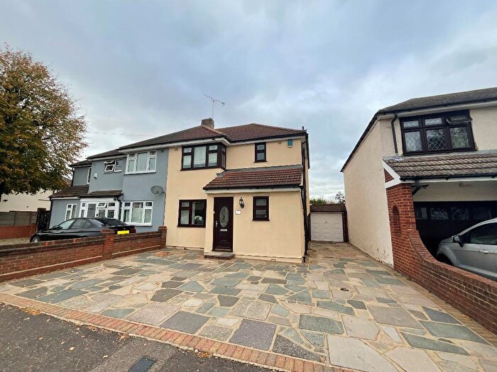 3 Bedroom Semi-Detached House For Sale In Maybank Avenue, Hornchurch, Essex, RM12