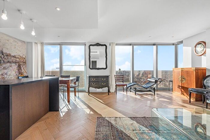 3 Bedroom Flat To Rent In Marsh Wall, Millwall, E14