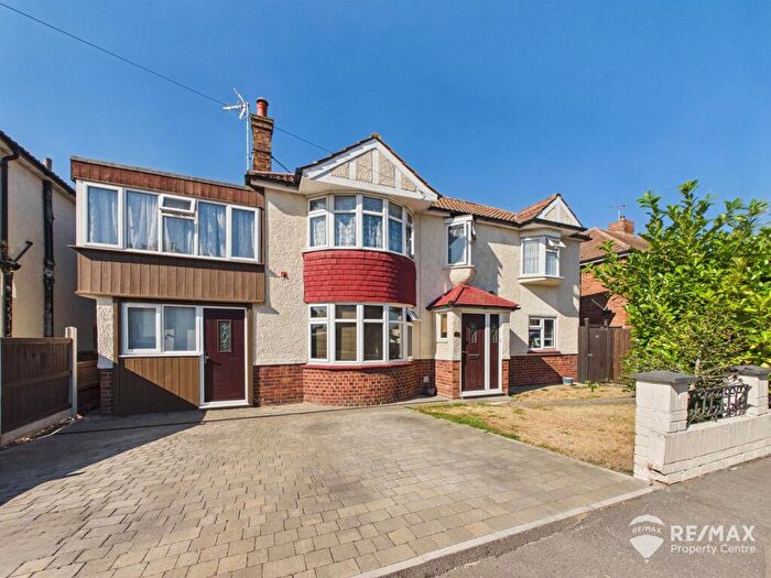 4 Bedroom Detached House For Sale In Ashley Road, Harwich, CO12
