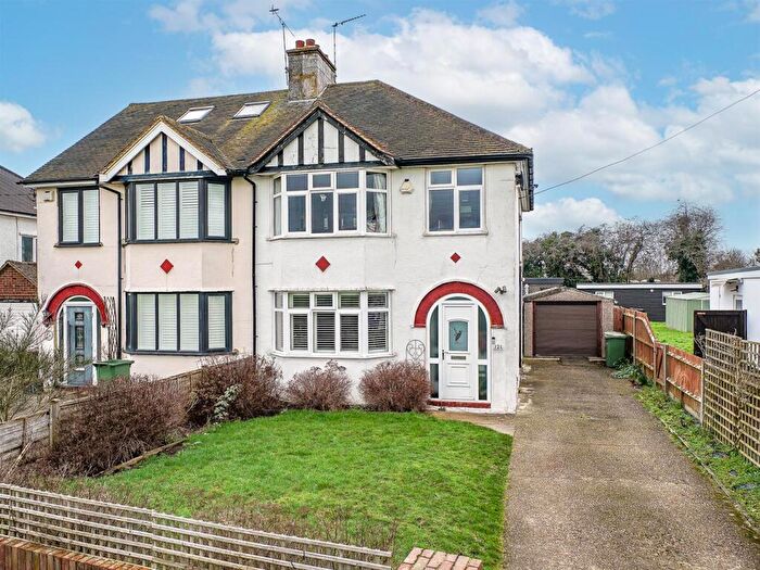 3 Bedroom House For Sale In Shenley Lane, London Colney, St. Albans, AL2