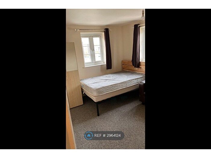 2 Bedroom Flat To Rent In Hardie's Point, Colchester, CO2