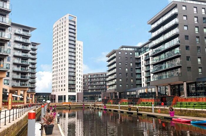 2 Bedroom Property To Rent In The Boulevard, Leeds, LS10