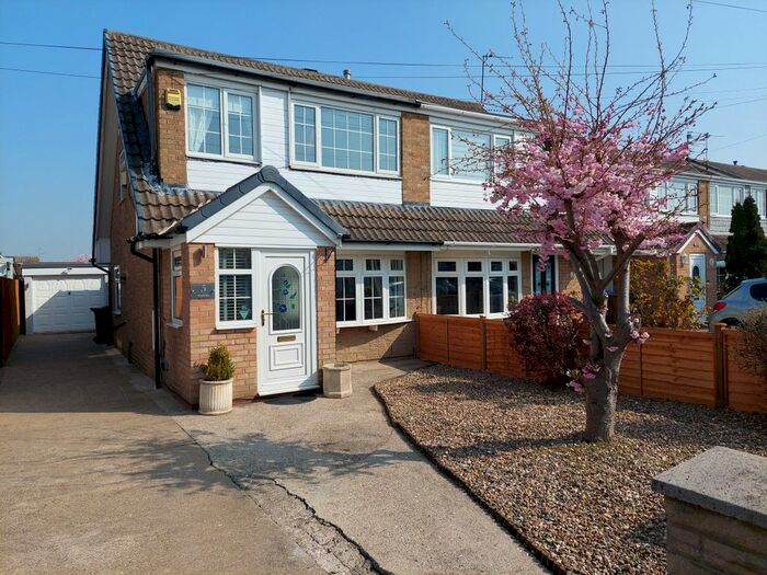 3 Bedroom Semi-Detached House To Rent In Waterdale, Hull, HU7