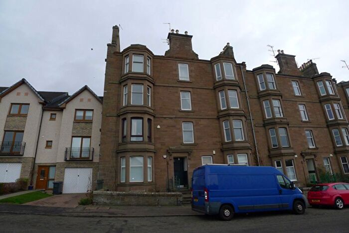 1 Bedroom Flat To Rent In Seymore Street, Dundee, DD2
