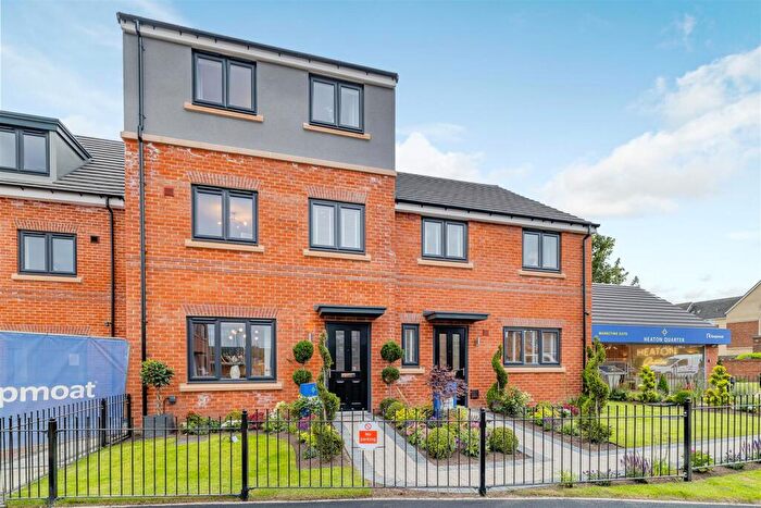 4 Bedroom Semi-Detached House To Rent In Liberty Rise, Hull, HU9