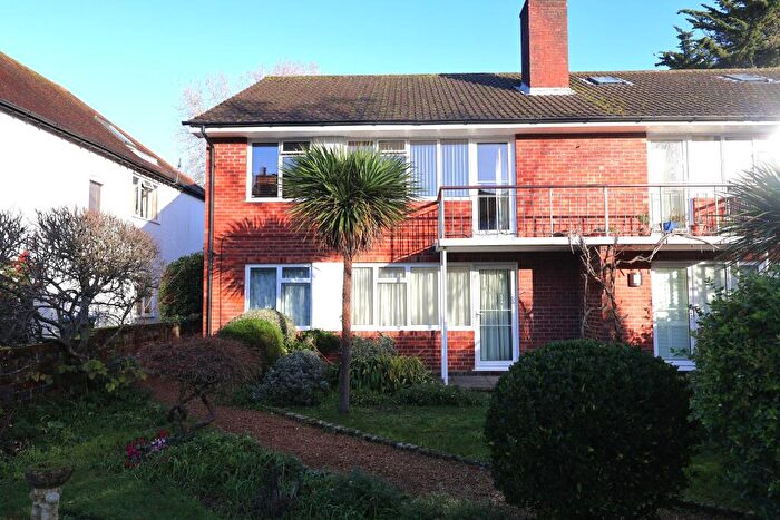 2 Bedroom Ground Maisonette For Sale In Highfield, Southampton, SO17