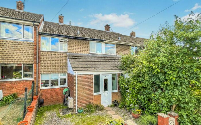 3 Bedroom Terraced House For Sale In Meadow Gardens, Baddesley Ensor, Atherstone, CV9