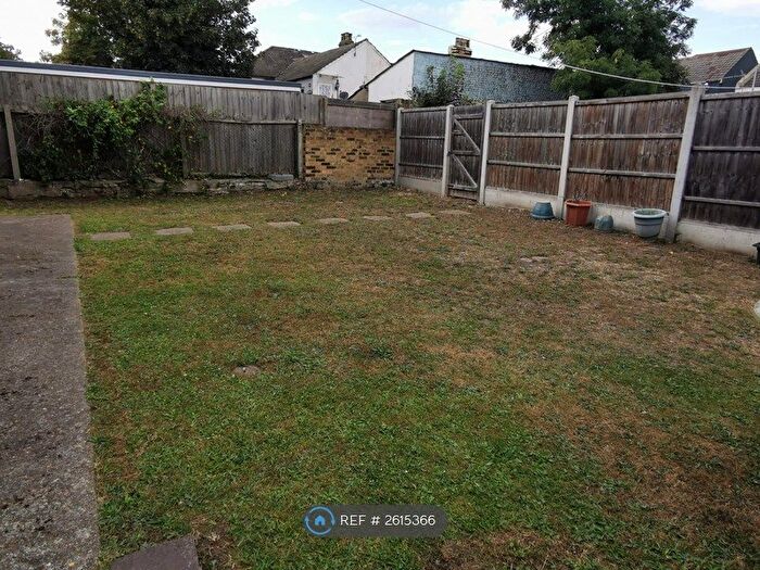 1 Bedroom Maisonette To Rent In Grove Road, Grays, RM17