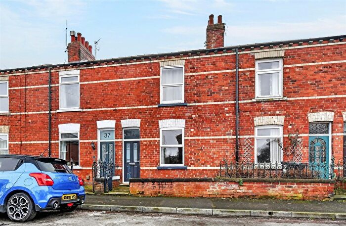 2 Bedroom Terraced House For Sale In Swinerton Avenue, York, YO26