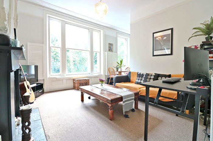 1 Bedroom Flat To Rent In Haven Green, London, W5