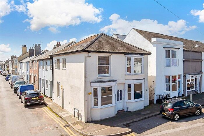 3 Bedroom End Terrace House For Sale In North Barrack Road, Walmer, Deal, Kent, CT14