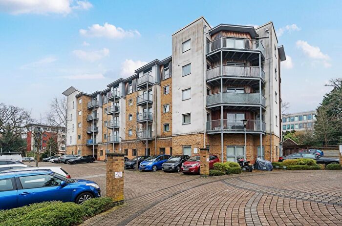 2 Bedroom Flat To Rent In Calloway House, Coombe Way, Farnborough, GU14