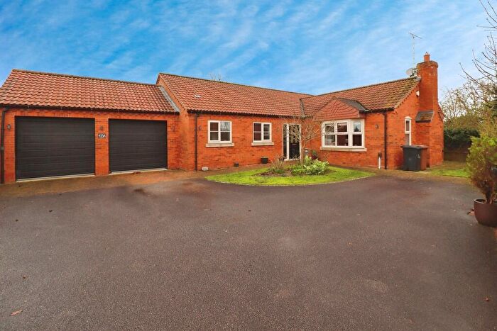 3 Bedroom Detached Bungalow For Sale In Brant Road, Waddington, LN5