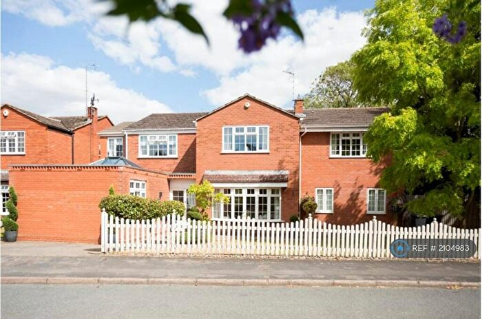 5 Bedroom Detached House To Rent In Newstead Drive, Southam, CV47