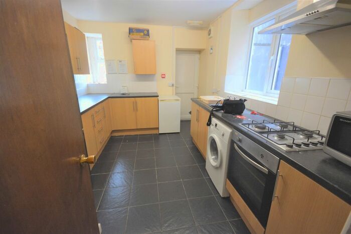 5 Bedroom Property To Rent In King Edward Road, Brynmill, Swansea SA1