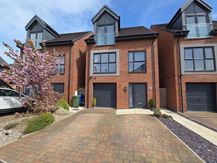 3 Bedroom Town House For Sale In Meadow View, Bebside, Blyth, NE24