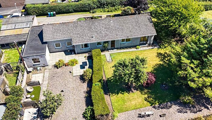 4 Bedroom Detached Bungalow For Sale In Lady Nina Cottages, Coaltown, KY7