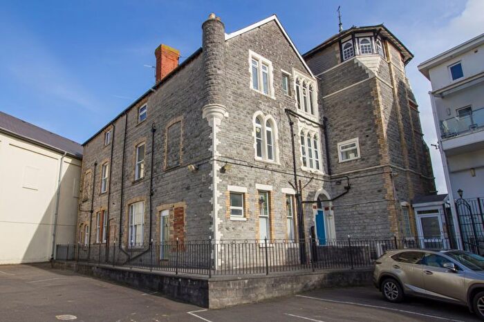 2 Bedroom Flat To Rent In Stanwell Road, Penarth, CF64