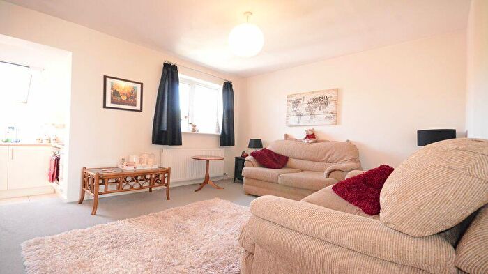 1 Bedroom Flat To Rent In Seton Drive, RG31