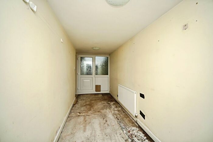 2 Bedroom Bungalow For Sale In Newlyn Crescent, Puriton, Bridgwater, Somerset, TA7