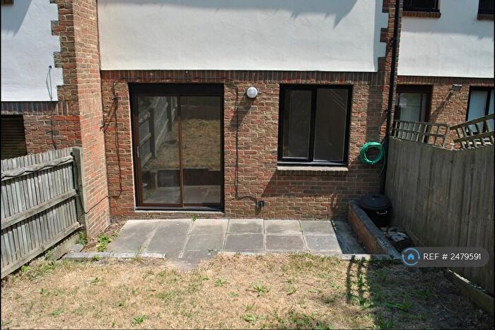 2 Bedroom Terraced House To Rent In Lansdowne Wood Close, London, SE27