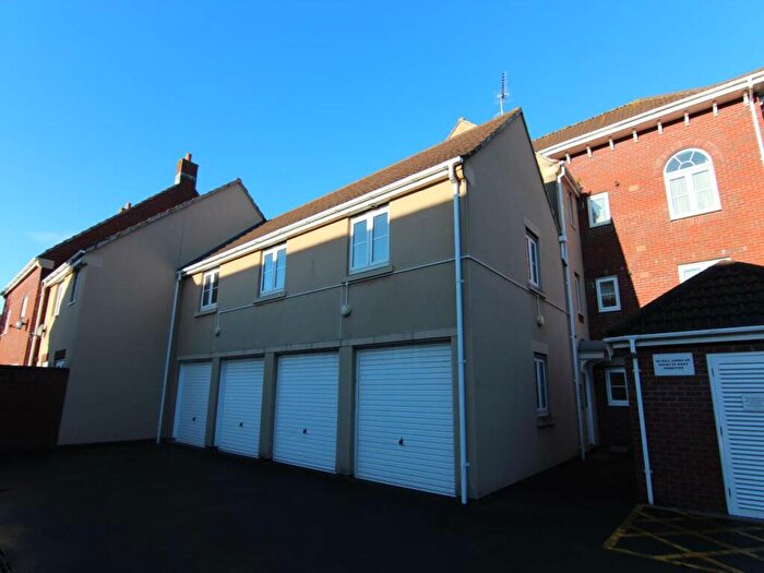 2 Bedroom Flat To Rent In Worle Moor Road, Weston Village, Weston-super-Mare, BS24