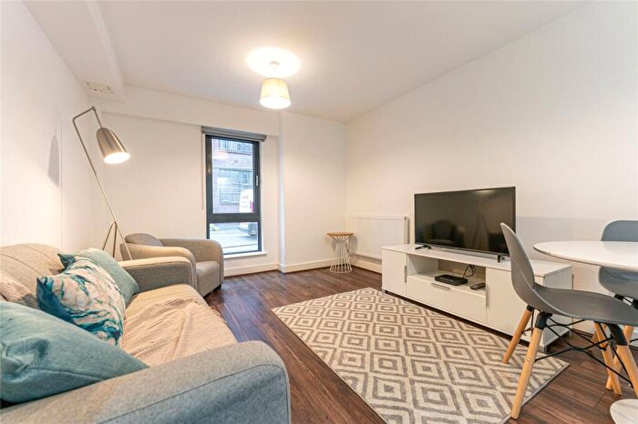 2 Bedroom Apartment To Rent In Drapery House, Fabrick Square, Lombard St, Birmingham, West Midlands, B12