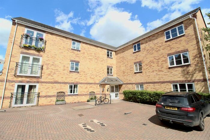 2 Bedroom Flat To Rent In Goods Yard Close, Loughborough, LE11