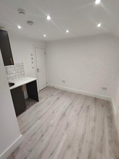 Studio To Rent In Coopers End, Takeley, CM22
