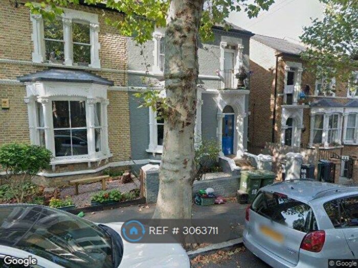 2 Bedroom Flat To Rent In Becondale Road, London, SE19