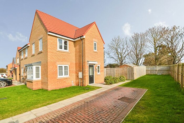 3 Bedroom Semi Detached House For Sale In Hazelwood Gardens, Middlesbrough, Cleveland, TS6