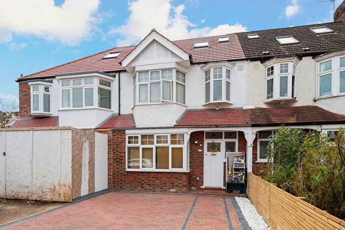 4 Bedroom Terraced House For Sale In Elm Close, Raynes Park, SW20