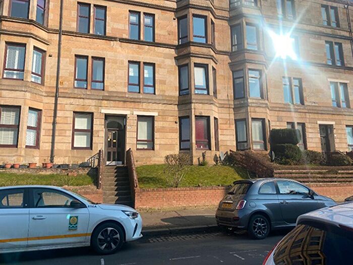 2 Bedroom Flat To Rent In Ballindalloch Drive, Dennistoun, Glasgow, G31