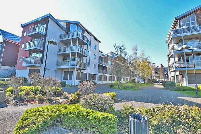 1 Bedroom Flat To Rent In Kingfisher Meadow, Maidstone, ME16