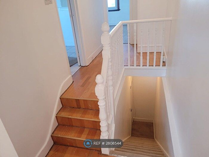 1 Bedroom Flat To Rent In Hither Green Lane, London, SE13