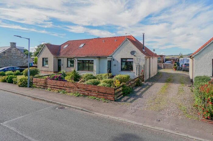 2 Bedroom Semi-Detached House For Sale In Stratheden Park, Cupar, KY15