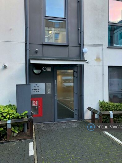 2 Bedroom Flat To Rent In Chantry Place, Canterbury, CT1