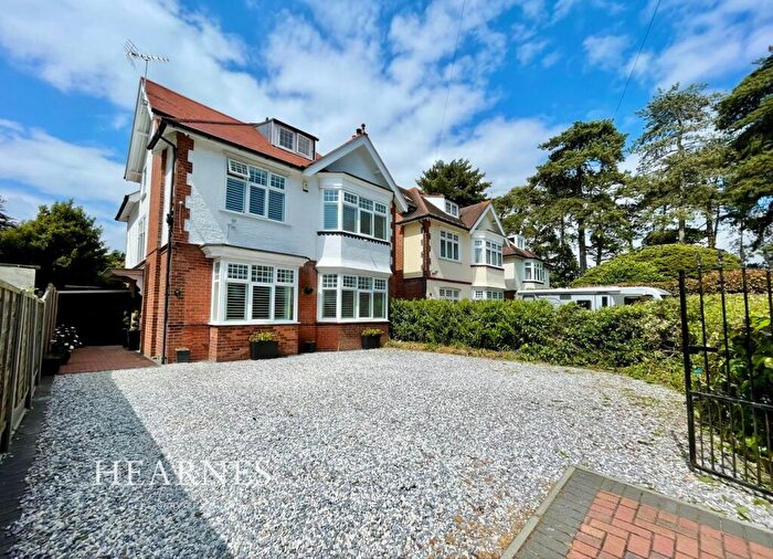 5 Bedroom Detached House For Sale In Kings Park Road, Kings Park, Bournemouth, BH7