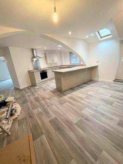 3 Bedroom Flat To Rent In Broad Street, Modbury, Ivybridge, PL21