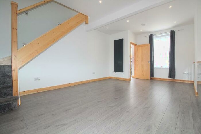 3 Bedroom House To Rent In Keppoch Street, Roath, Cardiff, CF24