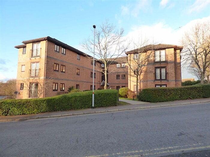 1 Bedroom Flat To Rent In The Albany, Northants, NN11