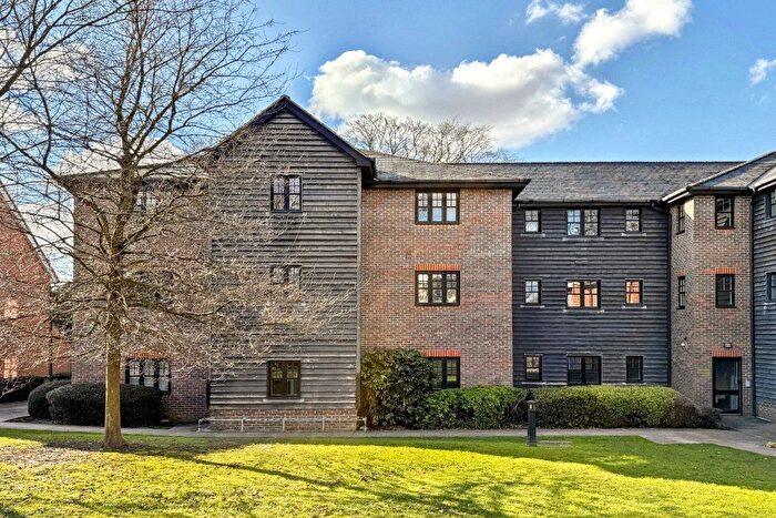 3 Bedroom Flat For Sale In Mill Place, Micheldever Station, Winchester, SO21