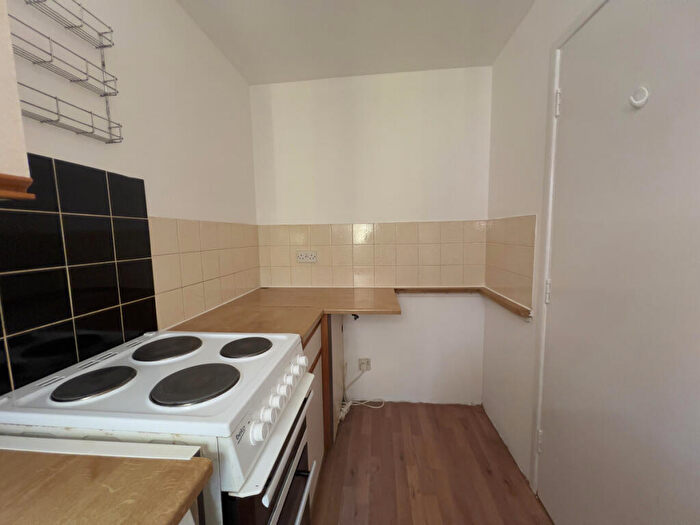 Studio To Rent In Bradman Way, Stevenage, SG1