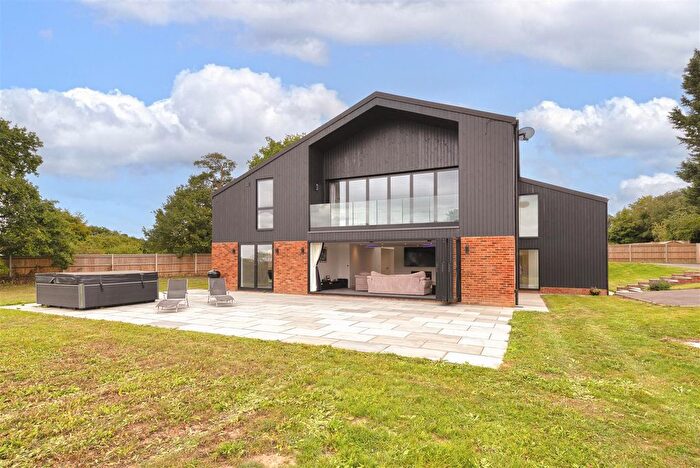 6 Bedroom Detached House For Sale In Tumblefield Road, Stansted, TN15
