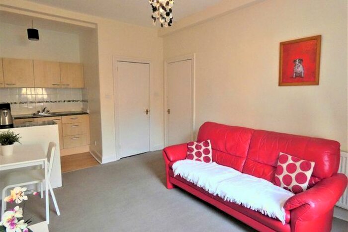 1 Bedroom Flat To Rent In Watson Crescent, Polwarth, Edinburgh, EH11