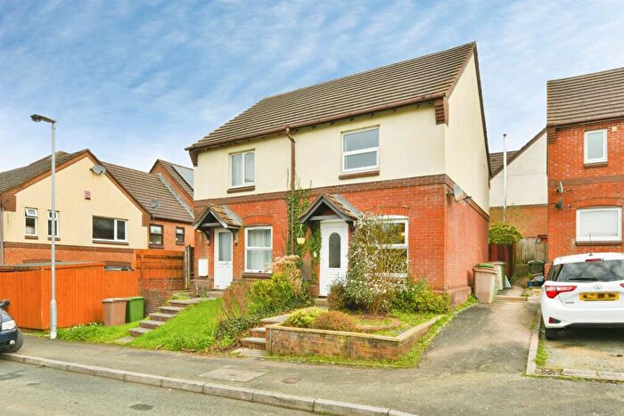 2 Bedroom Semi Detached House For Sale In Walnut Drive, Plympton, Plymouth, PL7